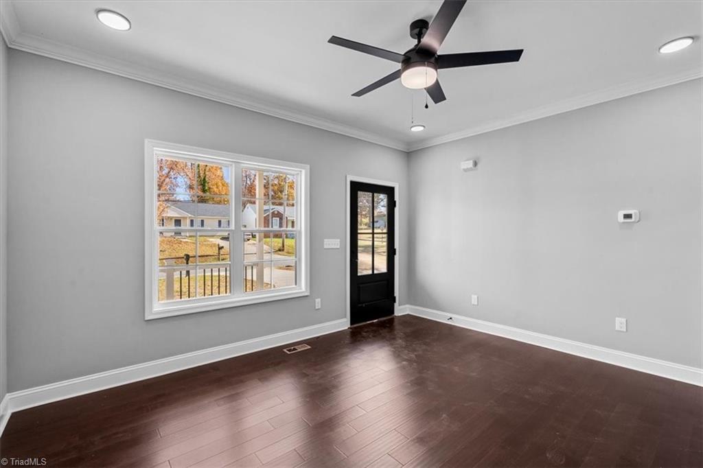 4503 Holland Road Greensboro, NC 27405 - Photo 6 of 36