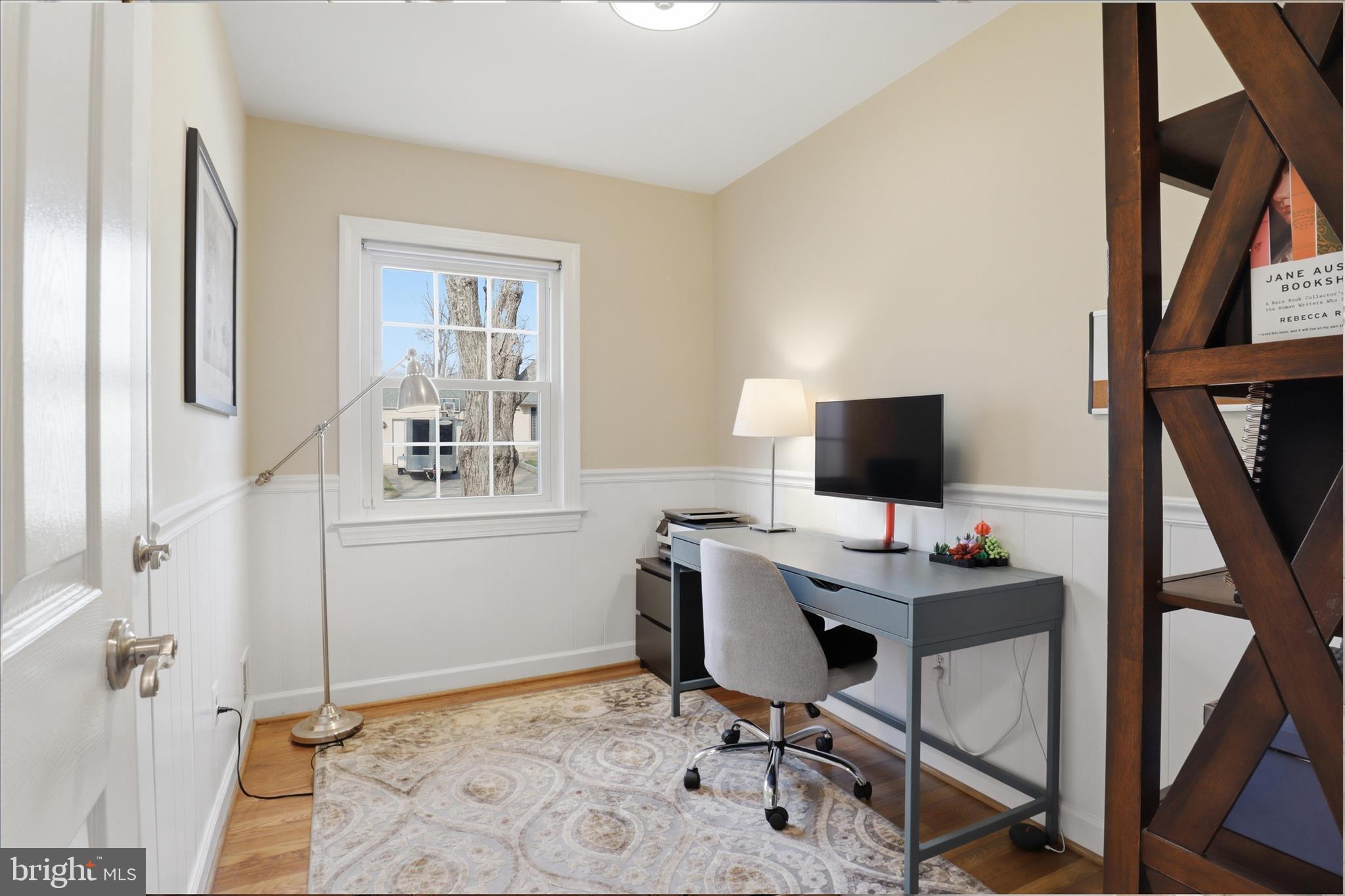 4029 Walters Court Fairfax, VA 22030 - Photo 16 of 27 Bedroom 3