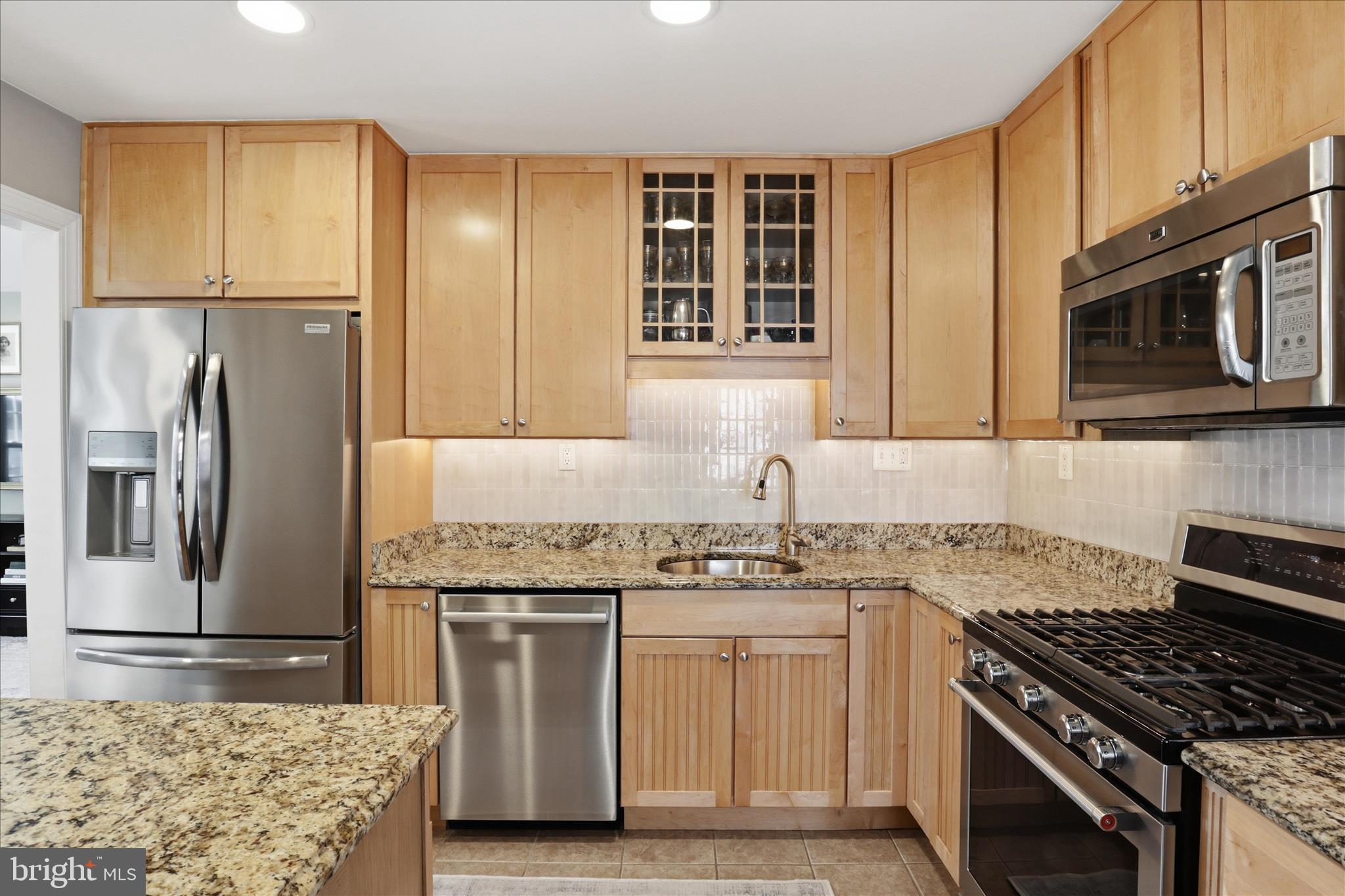 4029 Walters Court Fairfax, VA 22030 - Photo 7 of 27 Kitchen