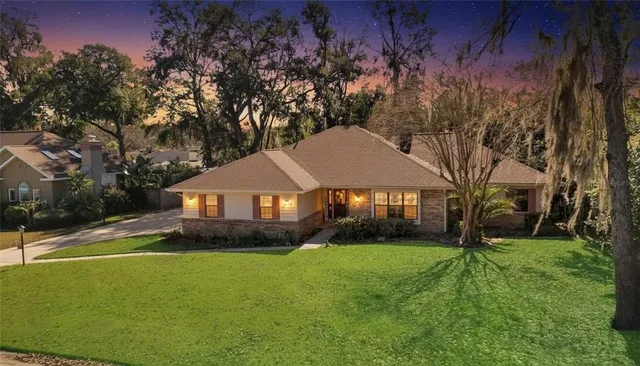 $349,900 | 3928 Southeast 14th Place, Ocala, FL 34471