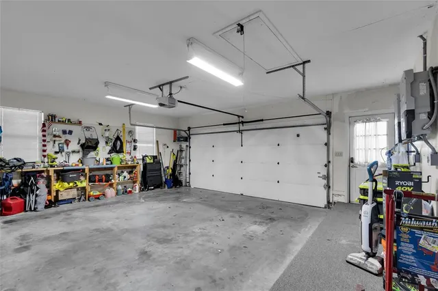 $349,900 | 3928 Southeast 14th Place, Ocala, FL 34471