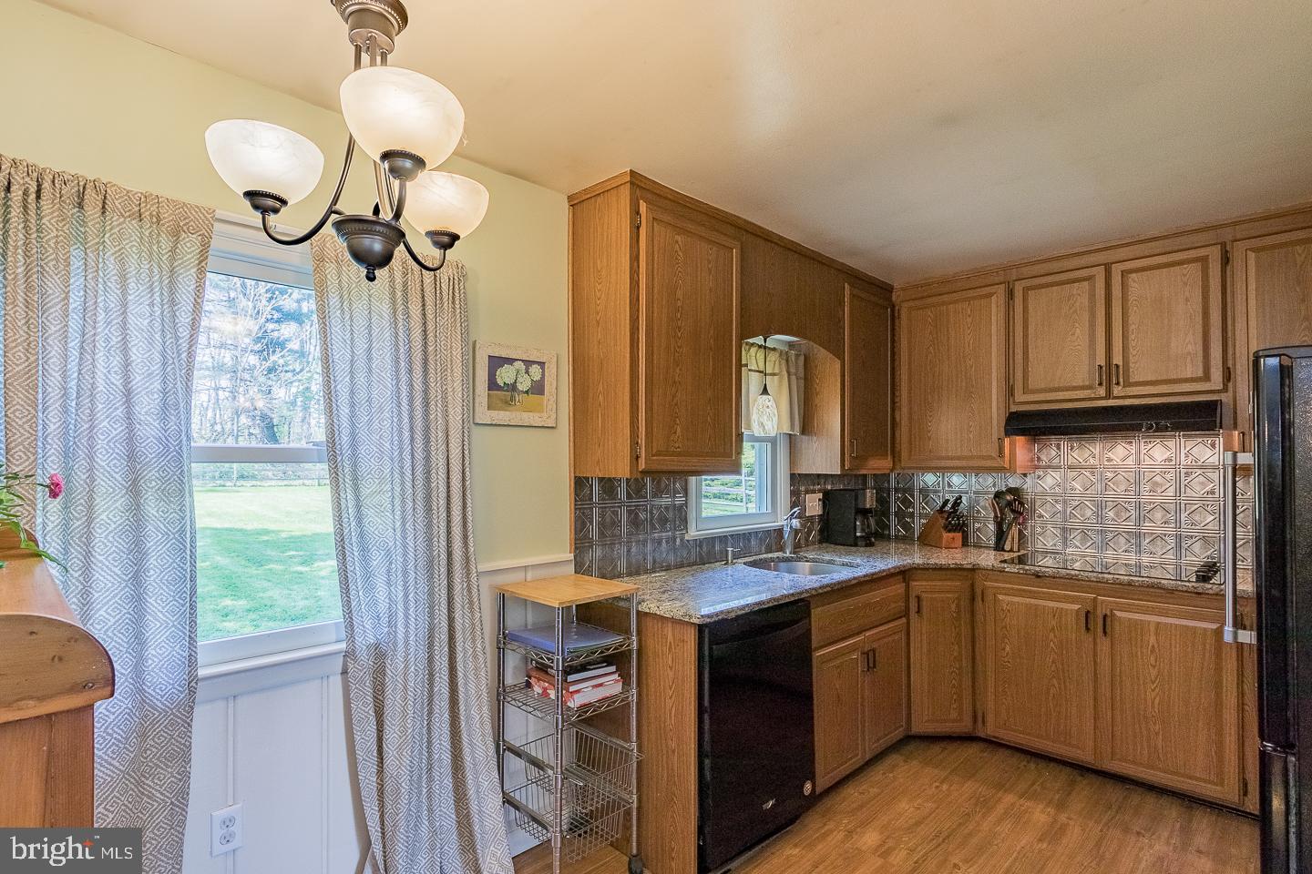 108 Andover Road Glenmoore, PA 19343 - Photo 8 of 36 Gallery Image 8