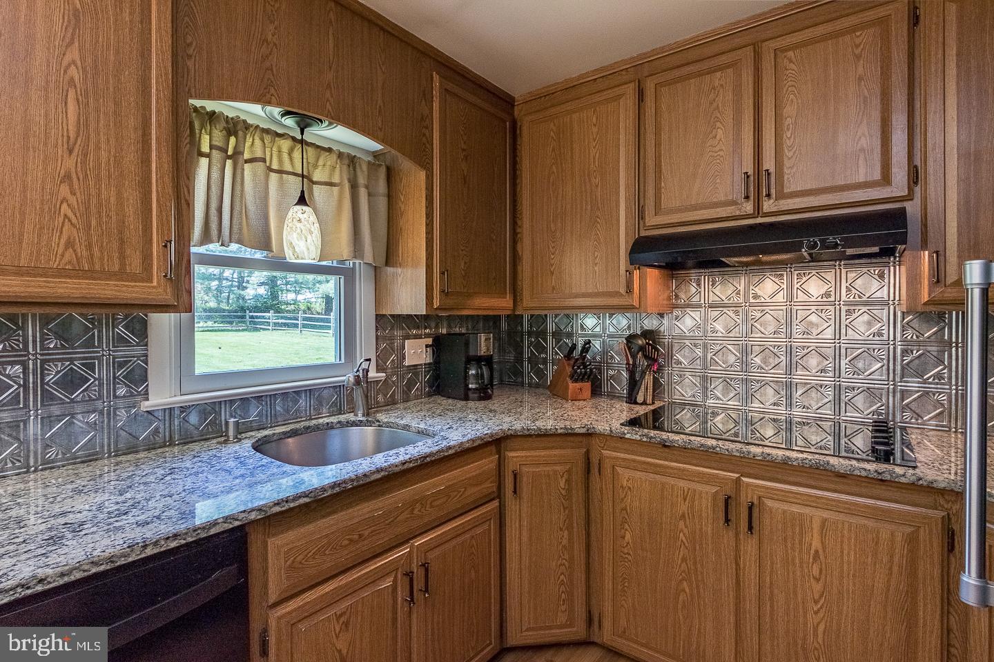 108 Andover Road Glenmoore, PA 19343 - Photo 9 of 36 Gallery Image 9