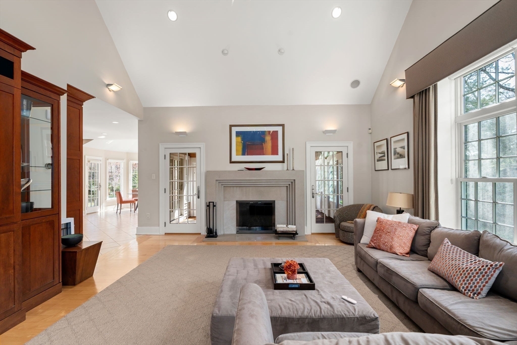 24 Sears Road Weston, MA 02493 - Photo 14 of 41