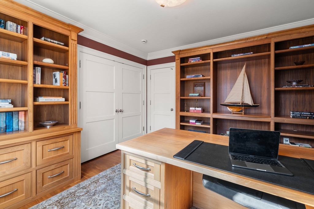 24 Sears Road Weston, MA 02493 - Photo 29 of 41