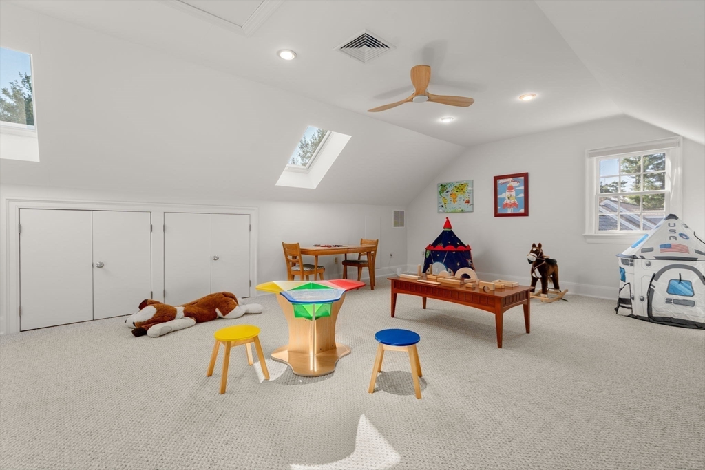 24 Sears Road Weston, MA 02493 - Photo 31 of 41