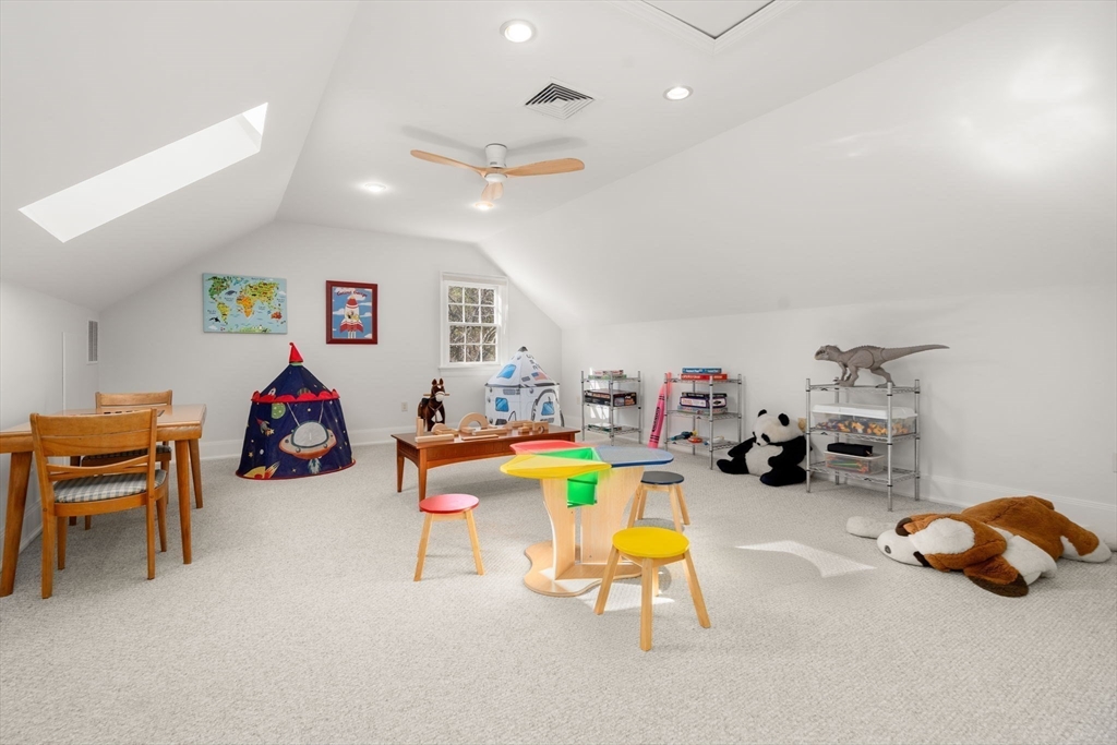 24 Sears Road Weston, MA 02493 - Photo 32 of 41