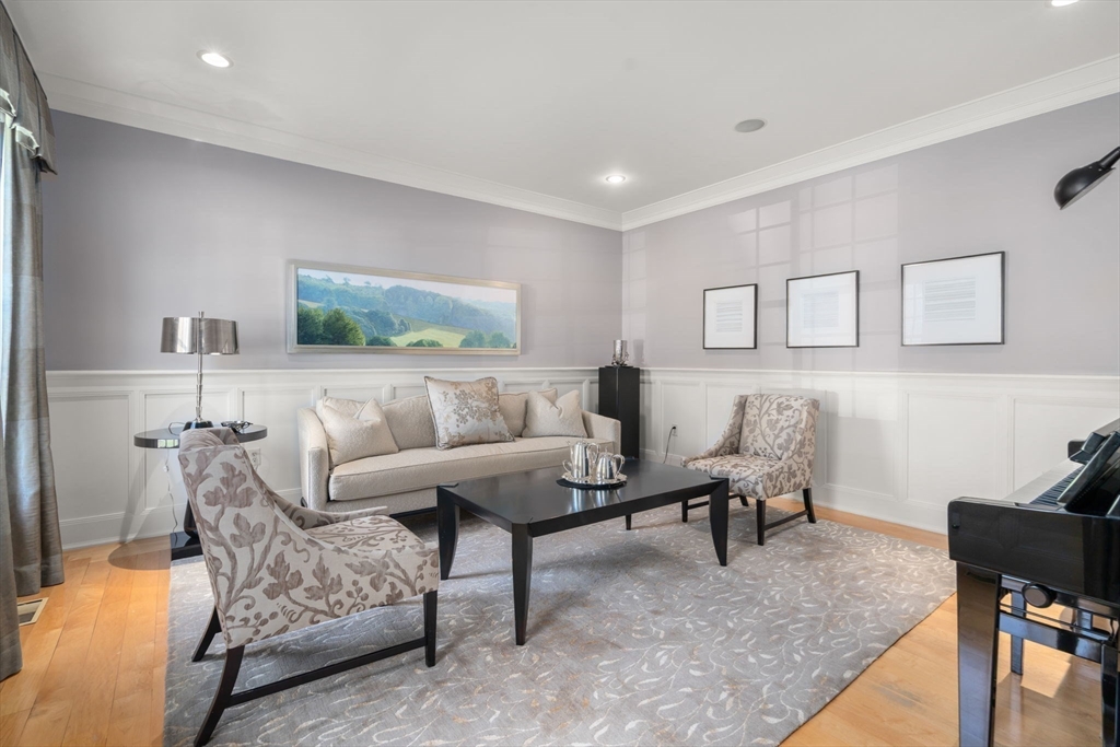 24 Sears Road Weston, MA 02493 - Photo 4 of 41