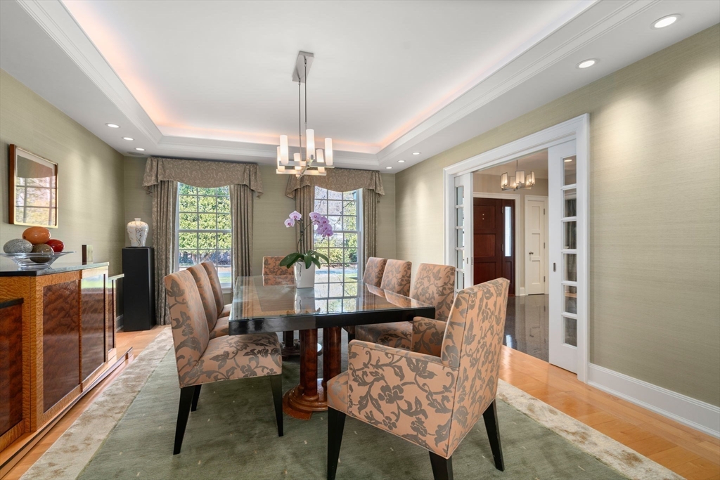 24 Sears Road Weston, MA 02493 - Photo 5 of 41