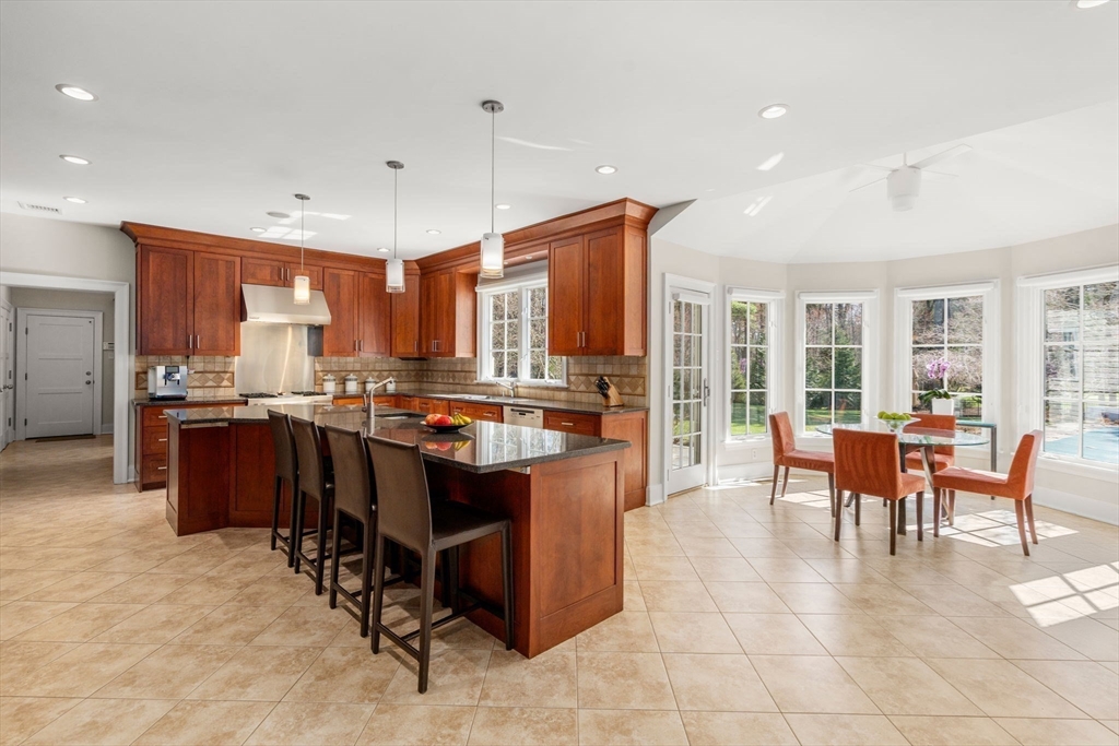 24 Sears Road Weston, MA 02493 - Photo 7 of 41