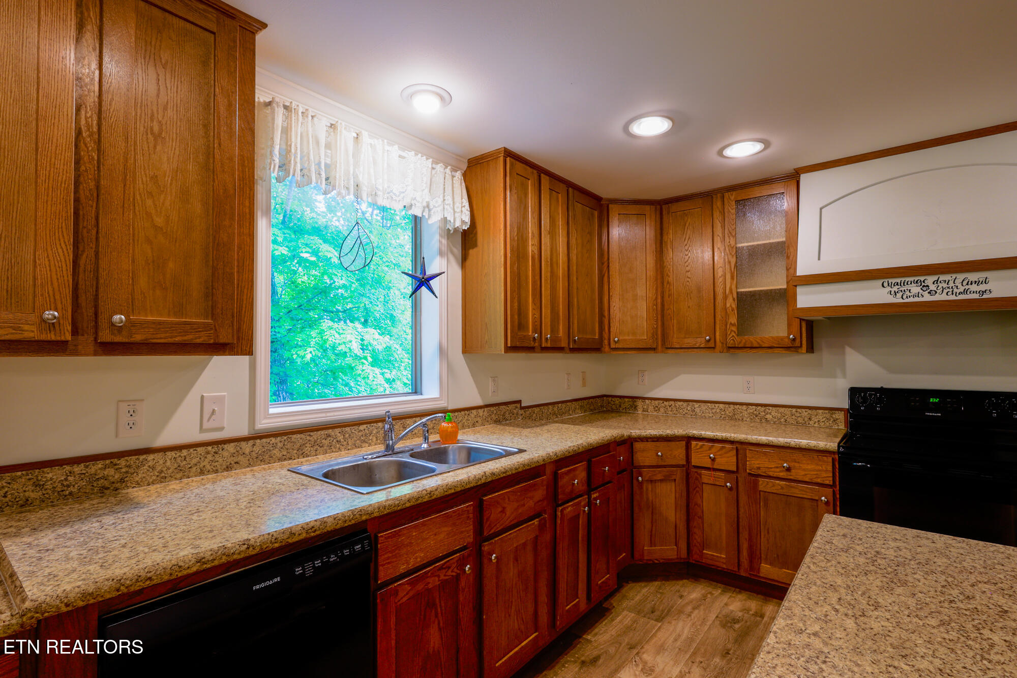 915 Yellow Breeches Road Cosby, TN 37722 - Photo 11 of 43 _79A4582-HDR