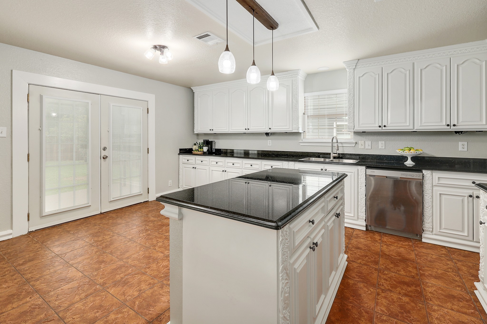 335 Mistletoe Lane Kyle, TX 78640 - Photo 16 of 40