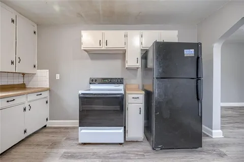 $152,100 | 301 Lawndale Avenue, Kansas City, MO 64123