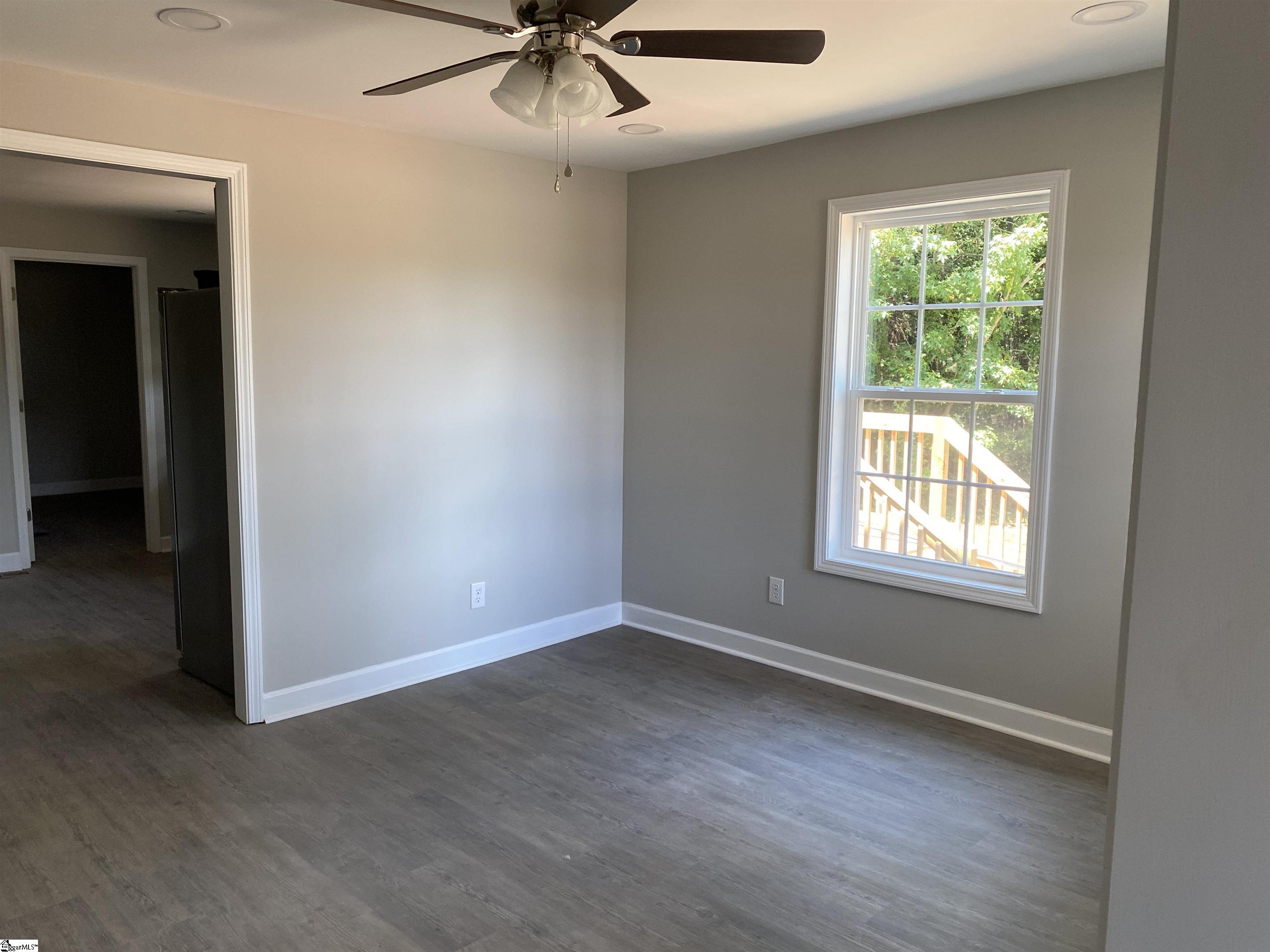 1411 Mathis Road Greenwood, SC 29649 - Photo 5 of 15 Gallery Image 5