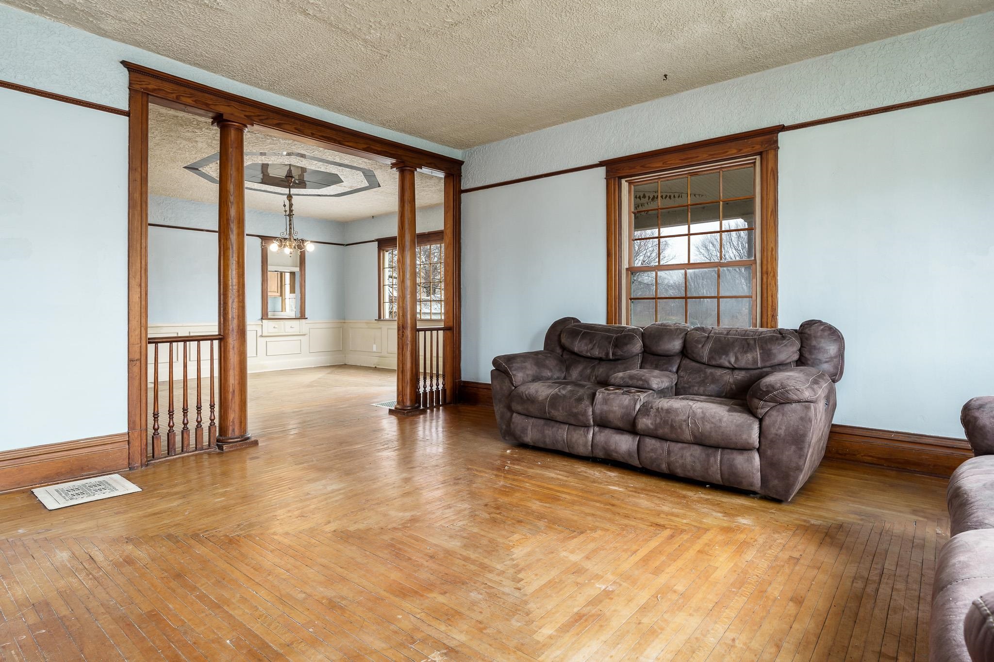 2826 Orth Road Belvidere, IL 61008 - Photo 11 of 43 a living room with furniture and a window
