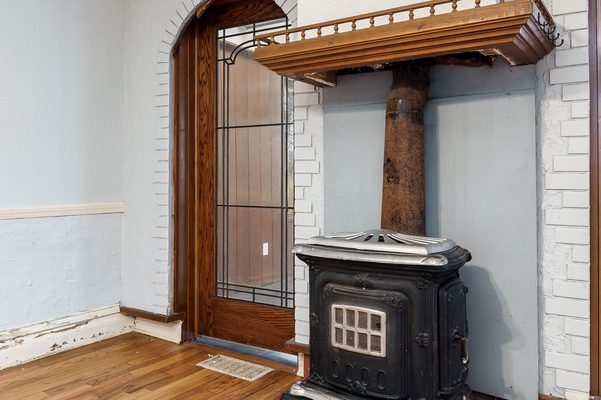 2826 Orth Road Belvidere, IL 61008 - Photo 20 of 43 a view of a fireplace in the house