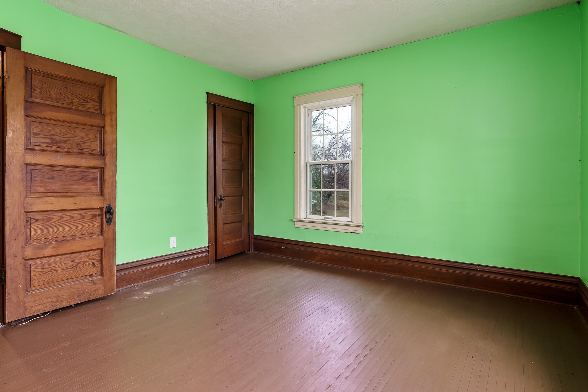 2826 Orth Road Belvidere, IL 61008 - Photo 36 of 43 an empty room with closet and windows