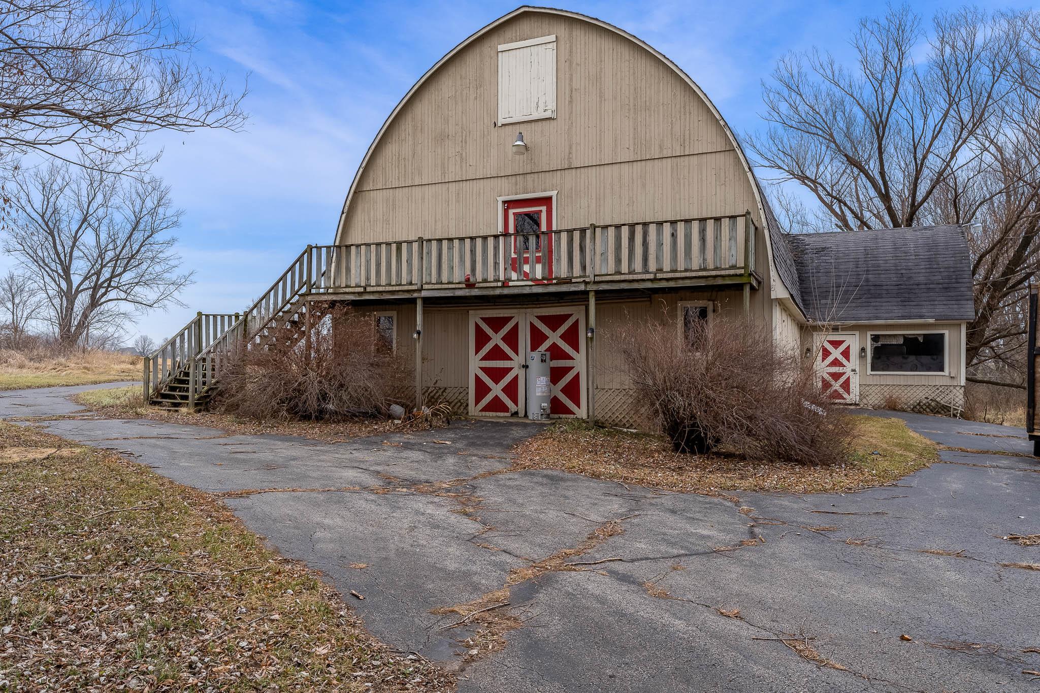2826 Orth Road Belvidere, IL 61008 - Photo 6 of 43 a view of a house with a street