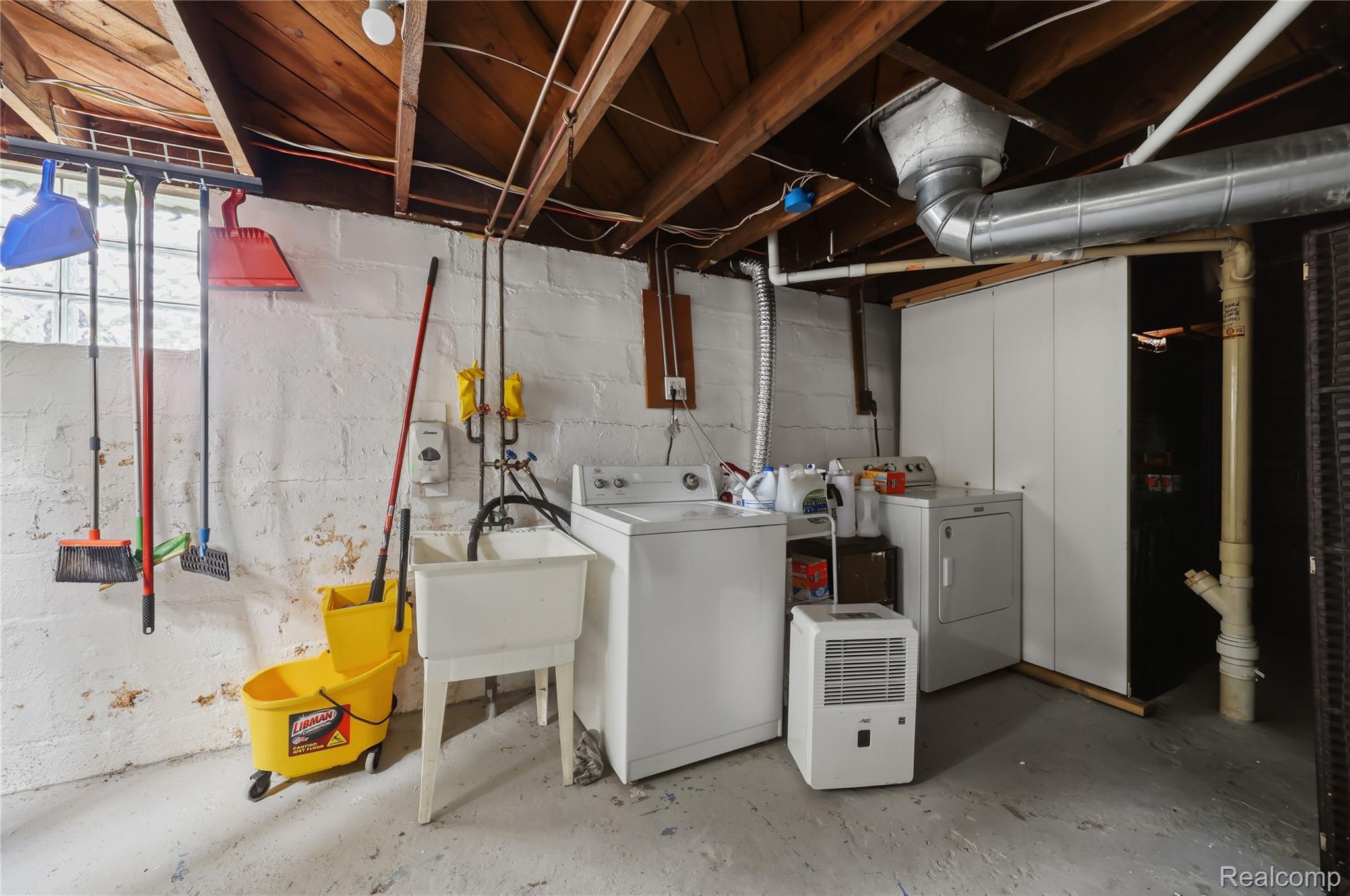 1630 Gordon Street Port Huron, MI 48060 - Photo 22 of 25 gordon-23.jpg