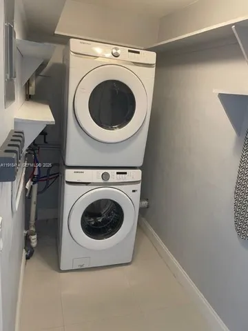 $2,700 | 40 Northeast 48th Court, Unit 1, Oakland Park, FL 33334