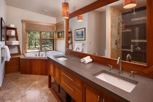 $5,895,000 | 8215 Olana Drive, Truckee, CA 96161