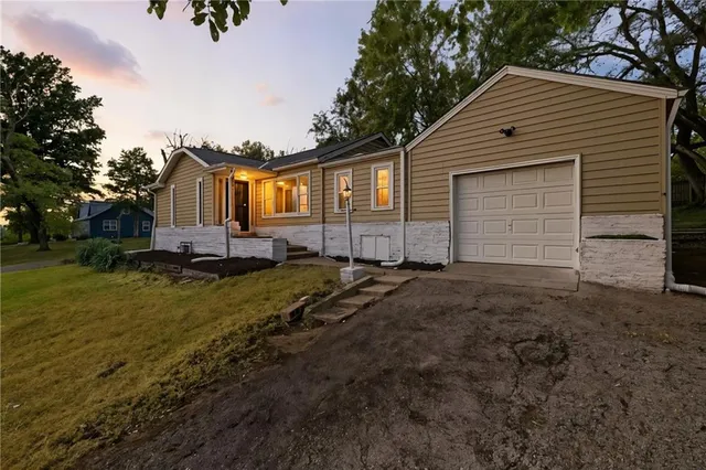 $245,000 | 4018 Pittman Road, Kansas City, MO 64133