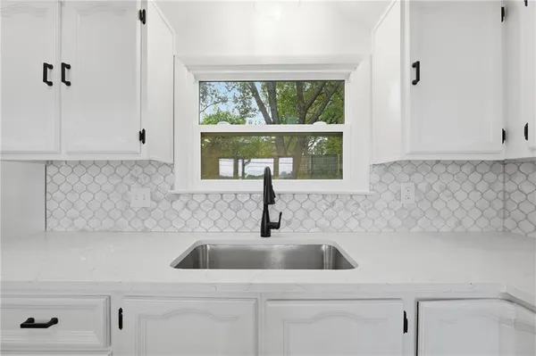 $240,000 | 4018 Pittman Road, Kansas City, MO 64133