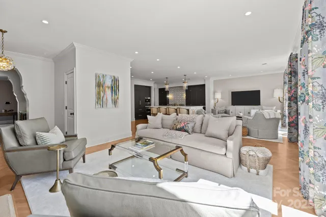 $2,499,000 | 1625 Bibury Lane, Charlotte, NC 28211