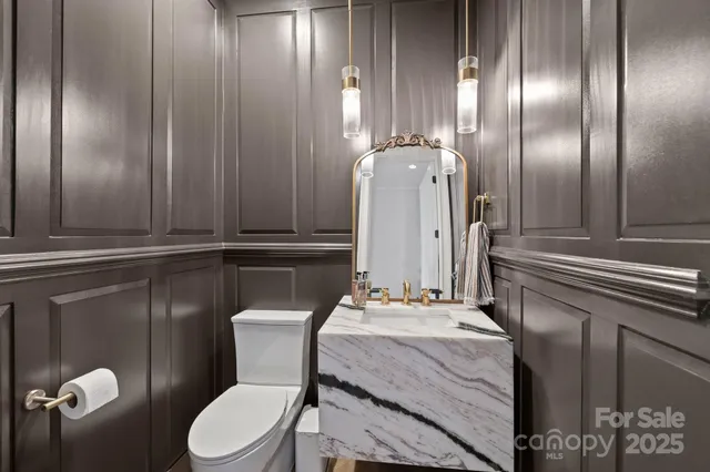 $2,499,000 | 1625 Bibury Lane, Charlotte, NC 28211