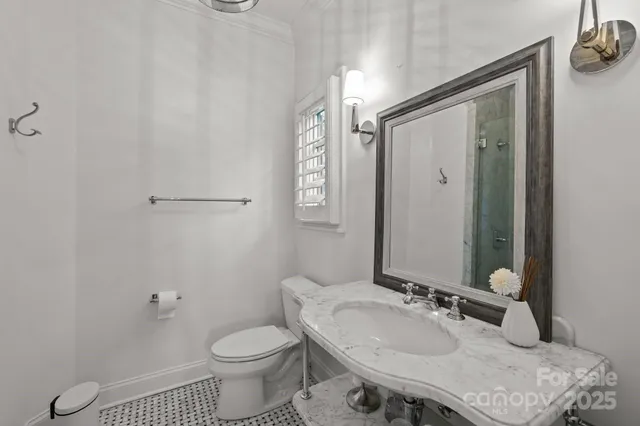 $2,499,000 | 1625 Bibury Lane, Charlotte, NC 28211