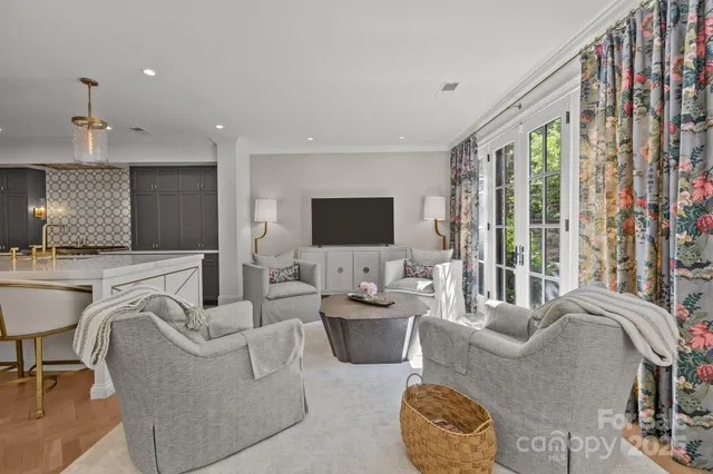 $2,499,000 | 1625 Bibury Lane, Charlotte, NC 28211