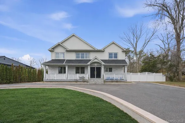 $4,400,000 | 171 Oakfield Avenue, Dix Hills, NY 11746