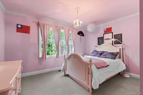 $2,195,000 | 32 Rolling Ridge Road, White Plains, NY 10605