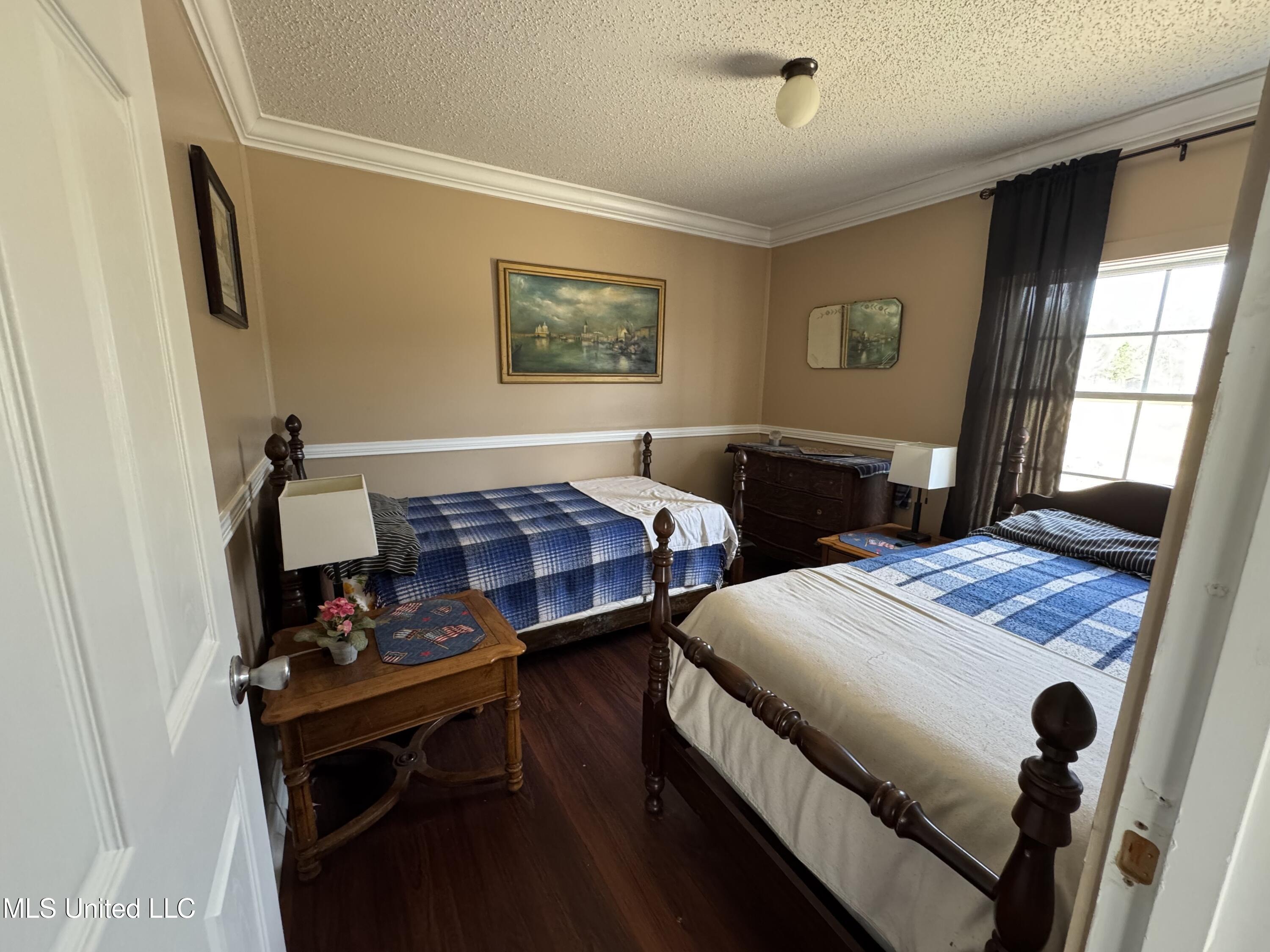 23951 Standard Cemetery Road Kiln, MS 39556 - Photo 16 of 36 Guest Room 2