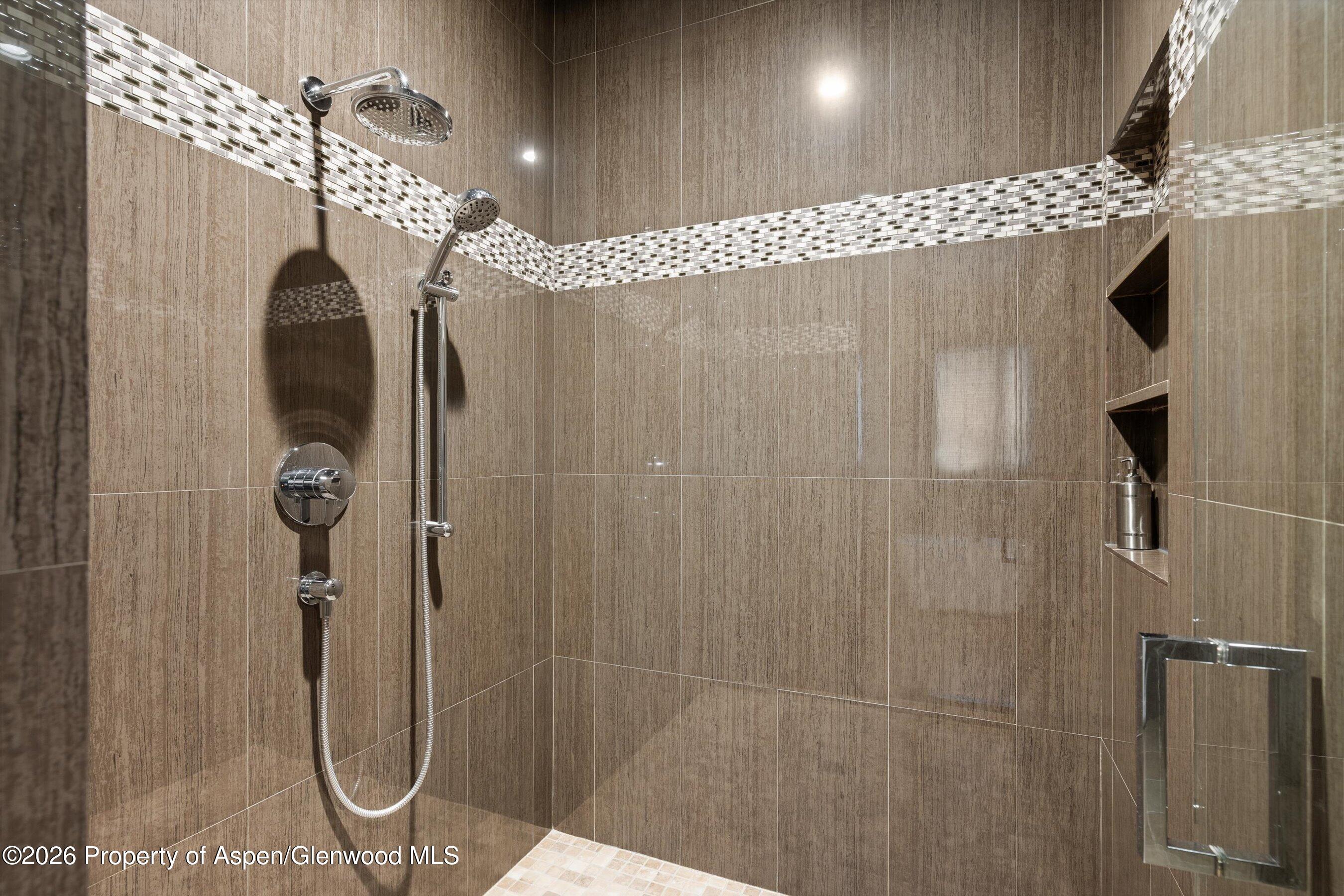 285 Saddleback Road Carbondale, CO 81623 - Photo 29 of 55 primary shower