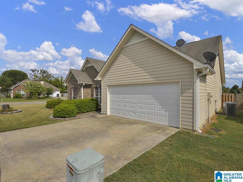 101 Sunset Lane Calera, AL 35040 - Photo 2 of 19