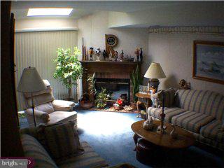48 South Timber Road Holland, PA 18966 - Photo 2 of 6 Gallery Image 2