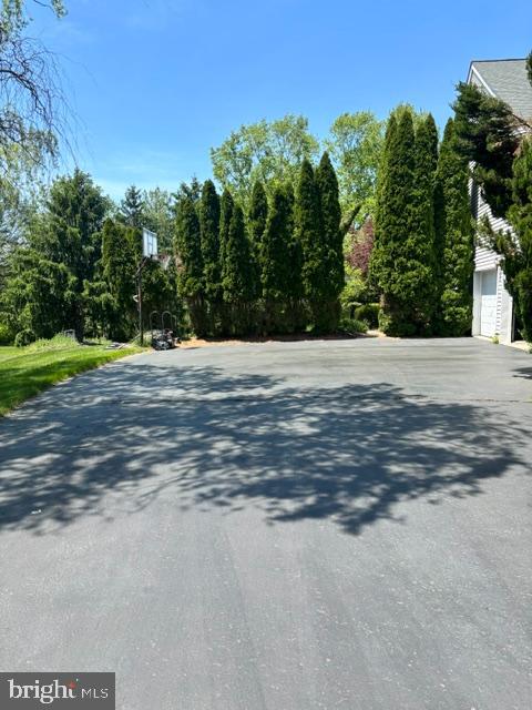 23 Zaitz Farm Road West Windsor, NJ 08550 - Photo 6 of 15
