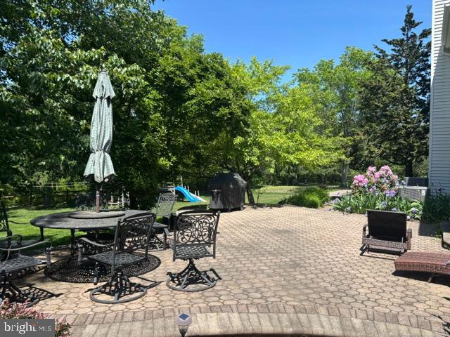 23 Zaitz Farm Road West Windsor, NJ 08550 - Photo 7 of 15