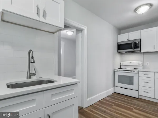 $1,200 | 16 Snyder Avenue, Hagerstown, MD 21740