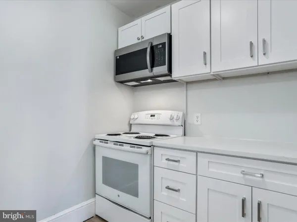 $1,200 | 16 Snyder Avenue, Hagerstown, MD 21740