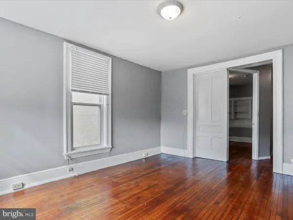 $1,200 | 16 Snyder Avenue, Hagerstown, MD 21740