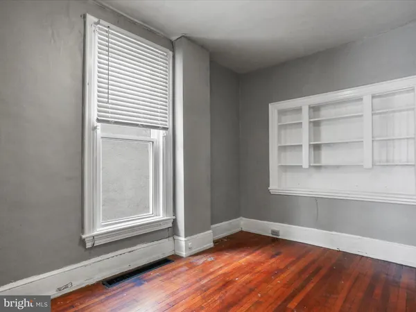 $1,200 | 16 Snyder Avenue, Hagerstown, MD 21740