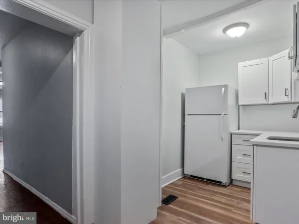 $1,200 | 16 Snyder Avenue, Hagerstown, MD 21740