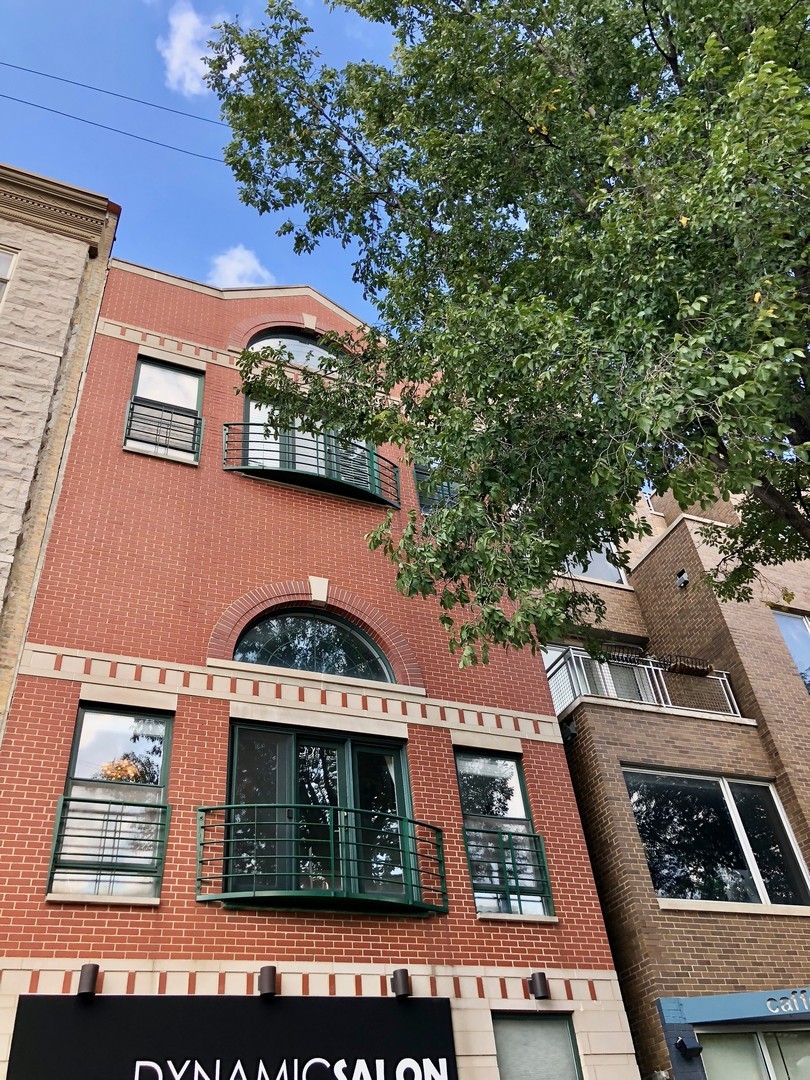 1754 West Division Street, Unit 2 Chicago, IL 60622 - Photo 1 of 15