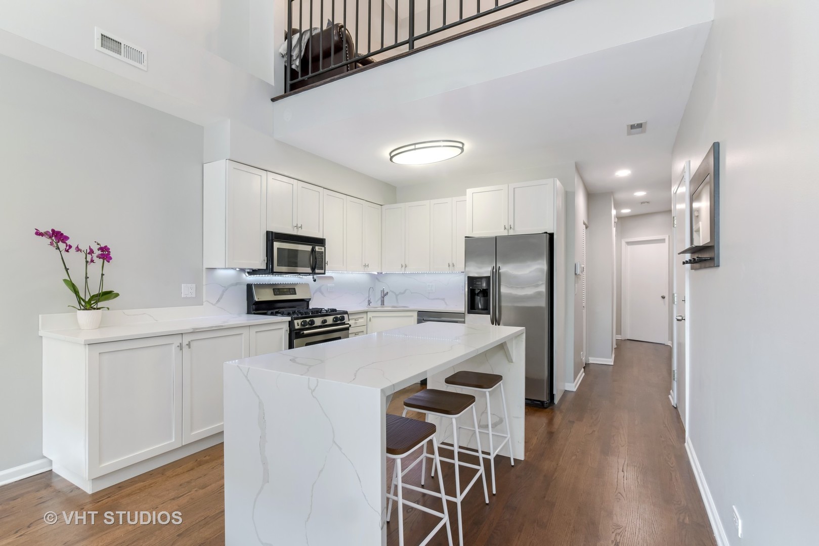 1754 West Division Street, Unit 2 Chicago, IL 60622 - Photo 6 of 15