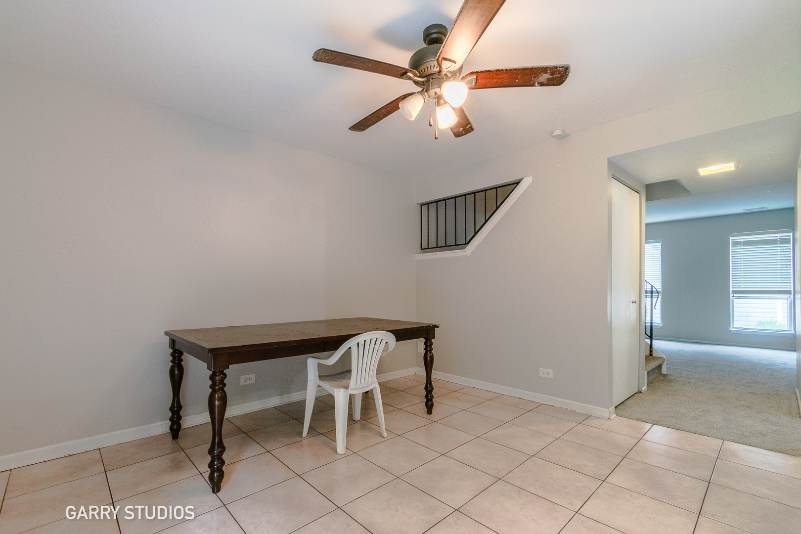 402 Rodenburg Road, Unit 402 Roselle, IL 60172 - Photo 5 of 13