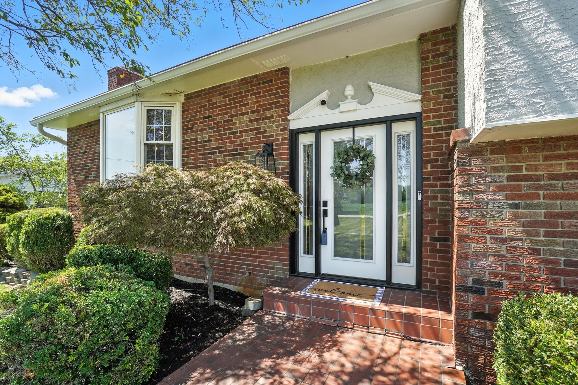 8520 Carter Road Hilliard, OH 43026 - Photo 2 of 59 Front Door