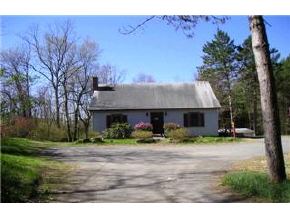 105 Snell Road Lee, NH 03861 - Photo 2 of 4