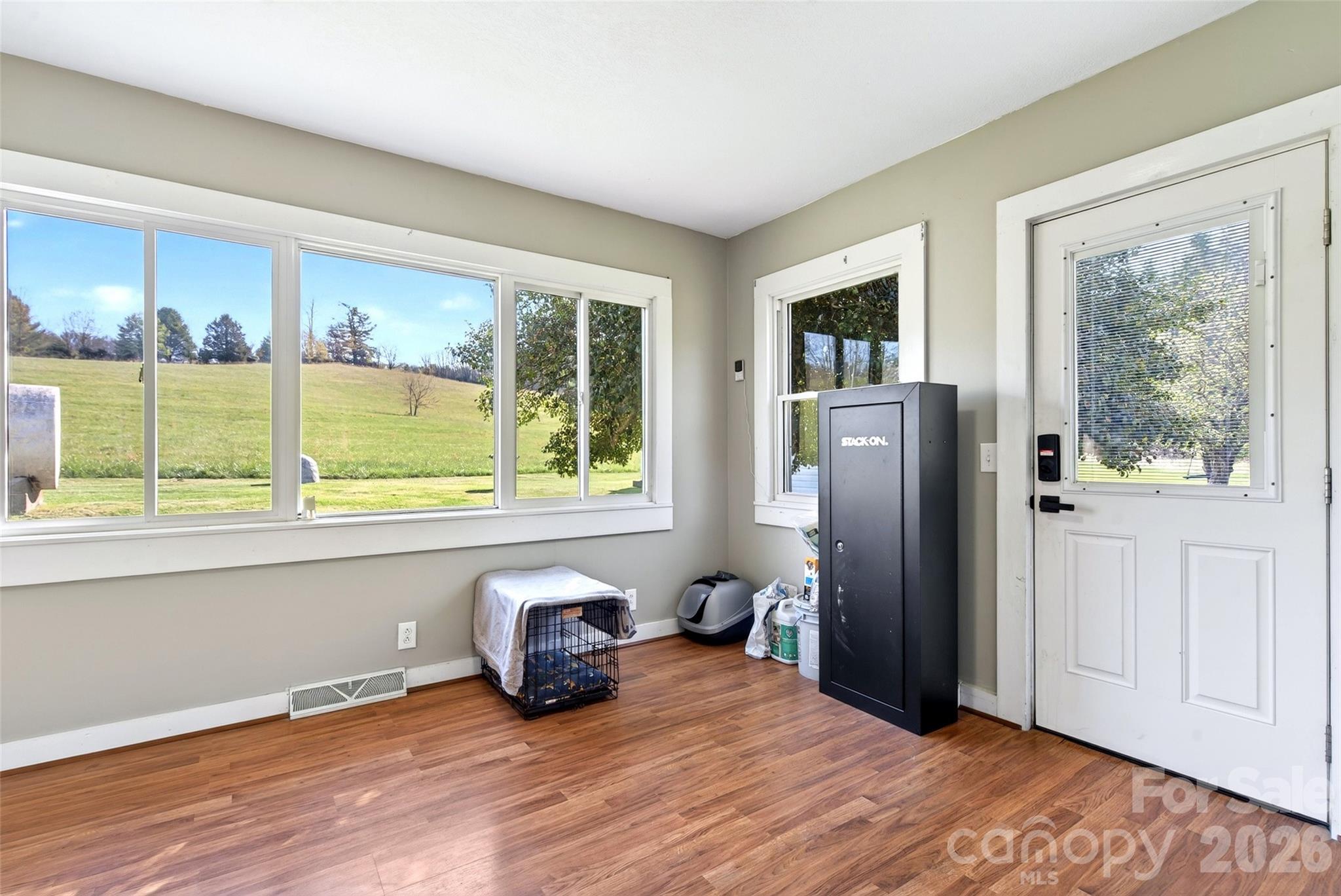 1511 White Oak Road Bakersville, NC 28705 - Photo 19 of 33 a view of a livingroom with furniture and window